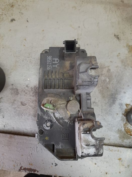 Комплект замків опель астра g 2010