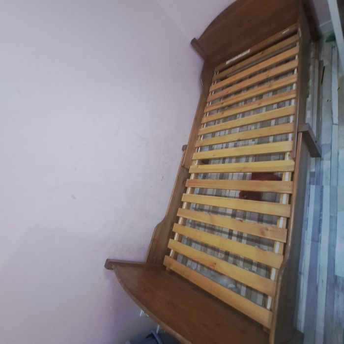 Łóżko ikea rosnę razem z dzieckiem z stelażem