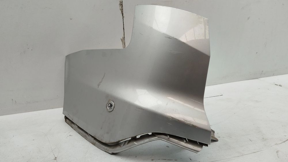 Canto Para Choques Tras Esquerdo FORD Focus III Carrinha