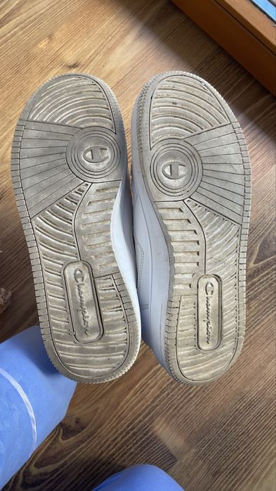 кросівки Champion Розмір 42 (US 8.5 / UK 7.5 / 26.5 см)