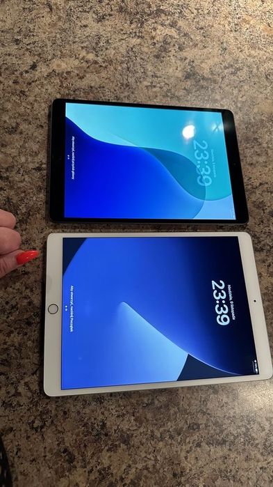 Tablet iPad Apple Retina 10” - iOS 26.5 - PROCREATE