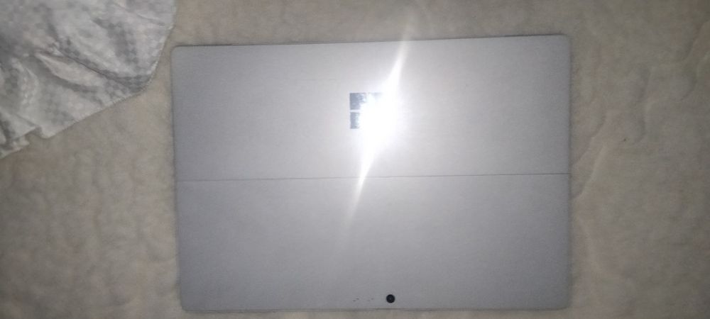 Tablet Surface cinza