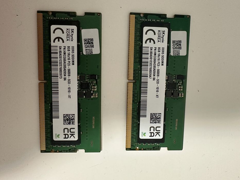 DDR5 8GB 5600 оперативна память SK hynix