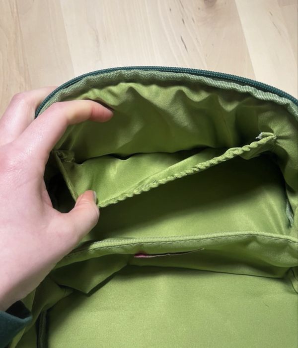 Piekna nowa kosmetyczka