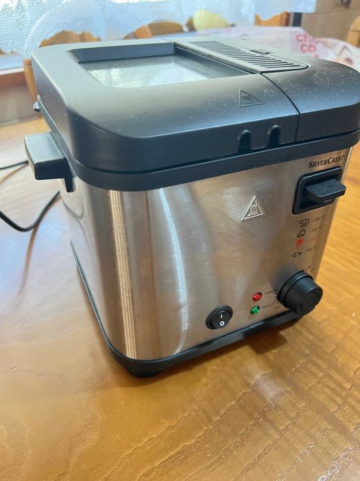 Fritadeira como nova