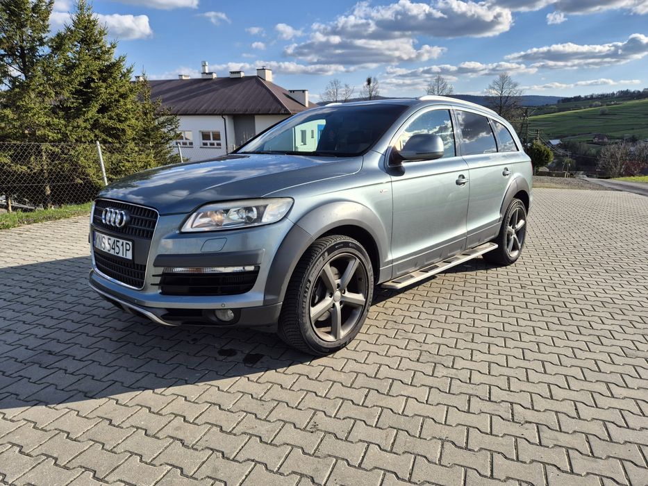 Audi Q7 3.0TDI 7 os. S Line pakiet off road 2x Panorama