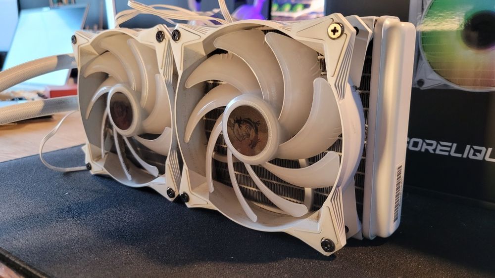 Chłodzenie MSI MAG Coreliquid 240R Biały