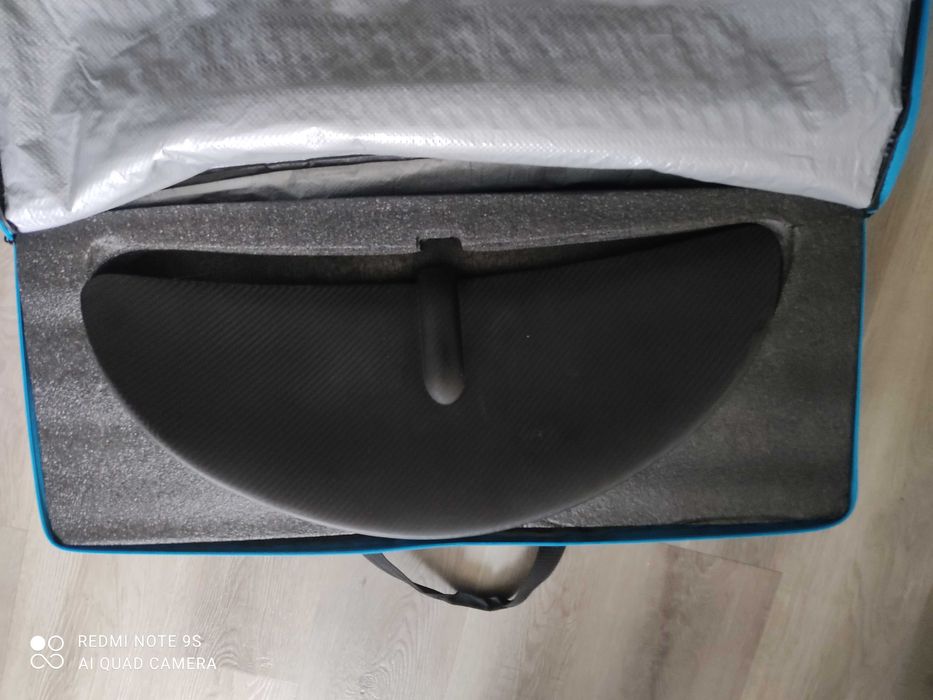 Foil windsurf aztron