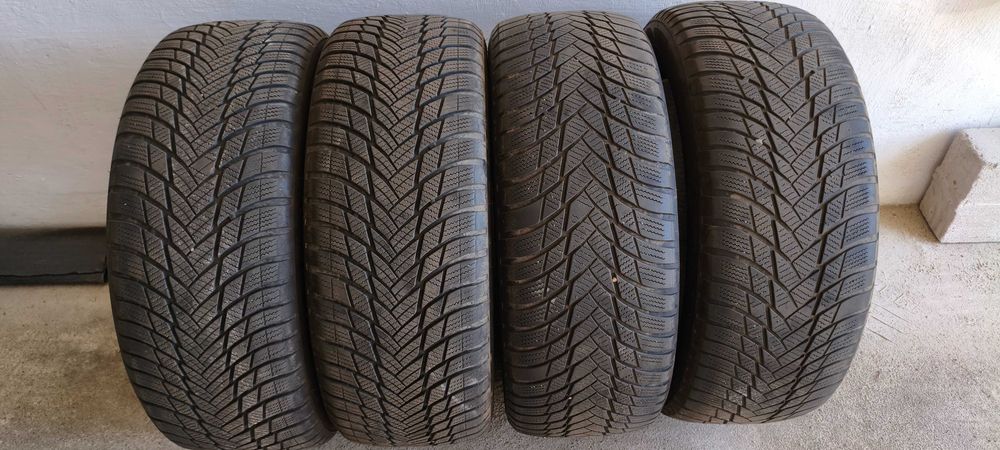 Opony zimowe 235\55\R18