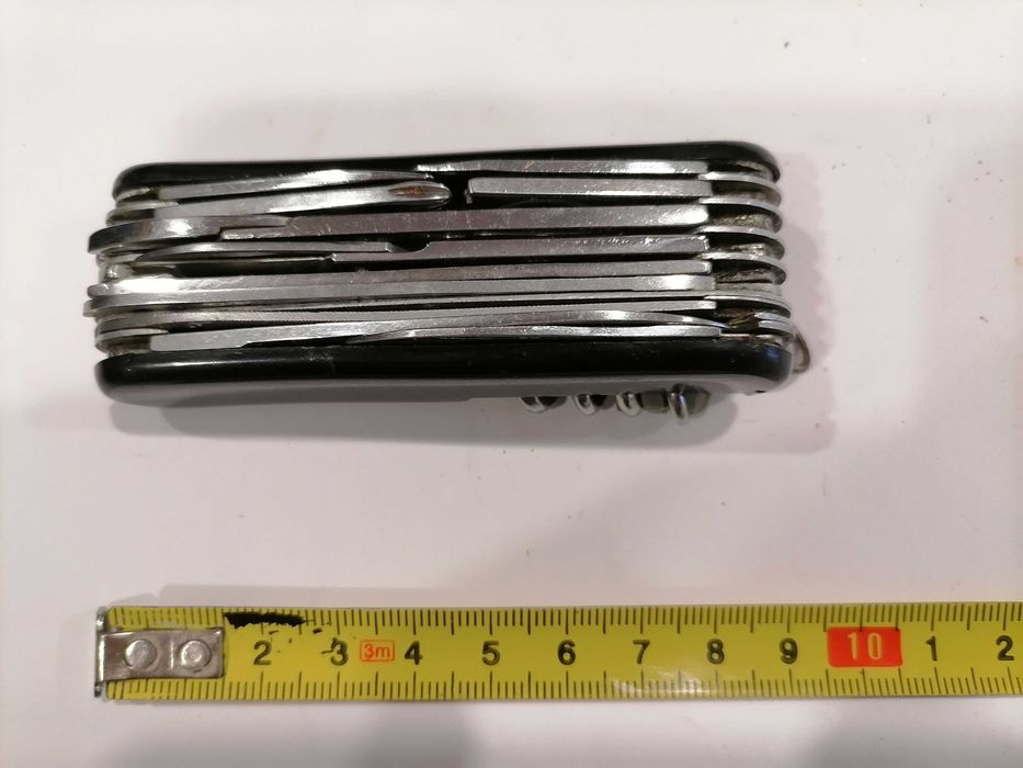 Canivete Multifunções c/ 2 Tesouras