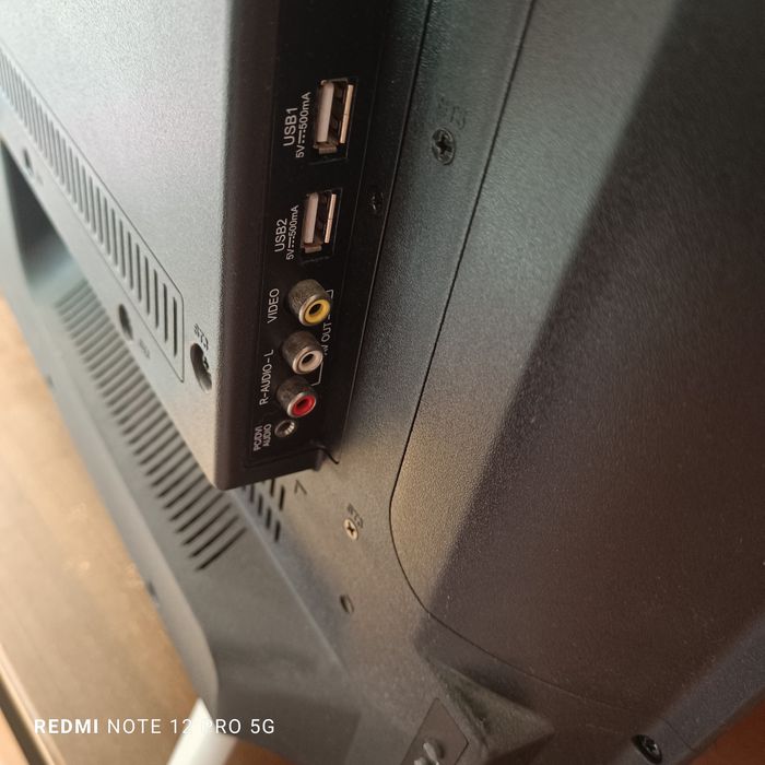 Телевізор Bravis led 39d2000