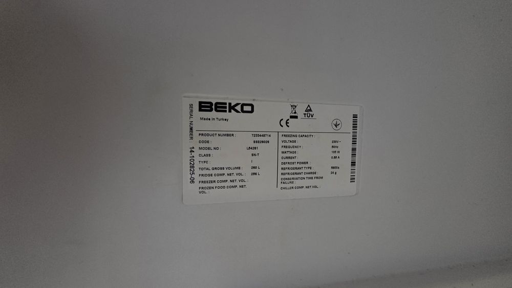 Frigorífico Beko impecável