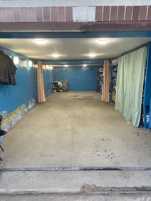 Большой Гараж на ВЕЧЕРНЕМ на 3 авто 11.8/4.9 Возможен обмен на авто