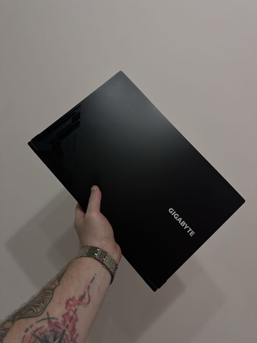 Товорий ігровий ноутбук!!! Gigabyte G5