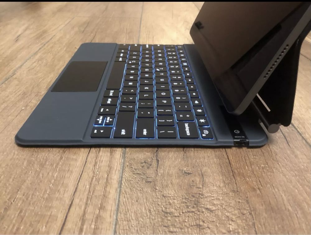Клавіатура Magic keyboard для Apple IPad з тачпадом: 4 000 грн ...