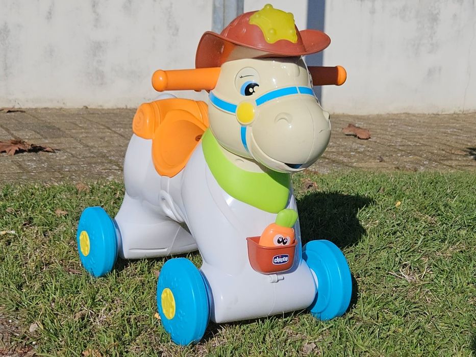 Chicco brinquedos - cavalo