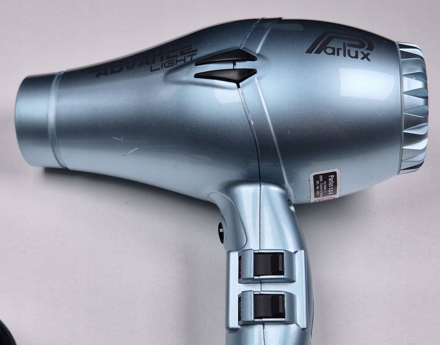 Profesjonalna Suszarka Do Włosów Z Jonami Parlux Advance