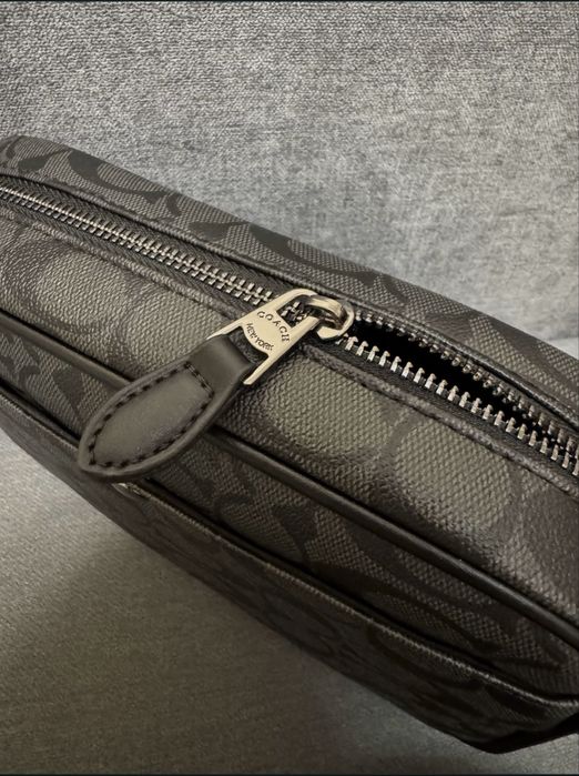 Чоловіча сумка Coach
