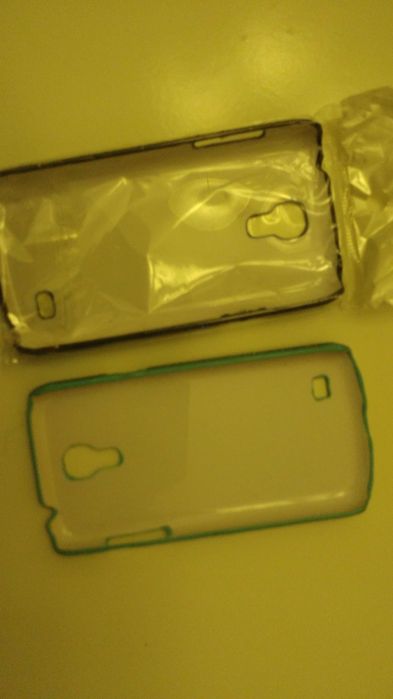 Capa para telemóvel Samsung S4 mini.