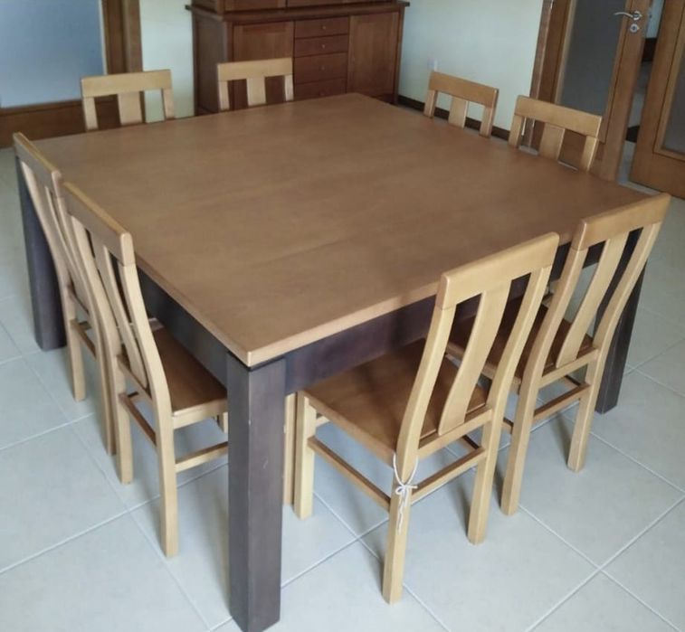 Mesa de faia maciça e 8 cadeiras