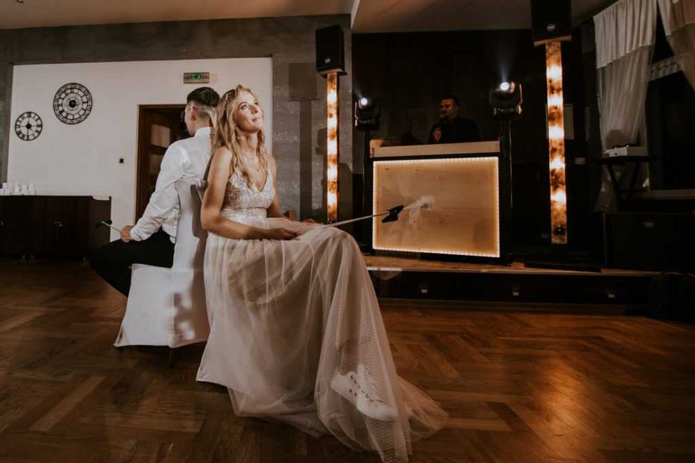 Dj Dariusz/ Wesele/Poprawiny/Urodziny