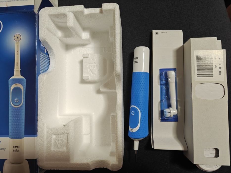 Oral-B VITALITY 100  NOWY ZESTAW szczoteczka elektryczna