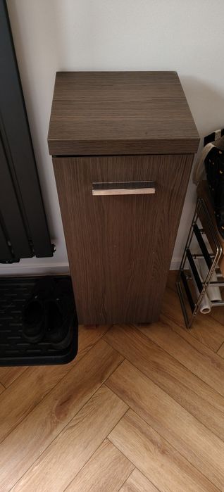 Zestaw mebli łazienkowych