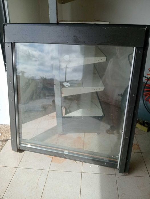 Janela VELUX telhado nova