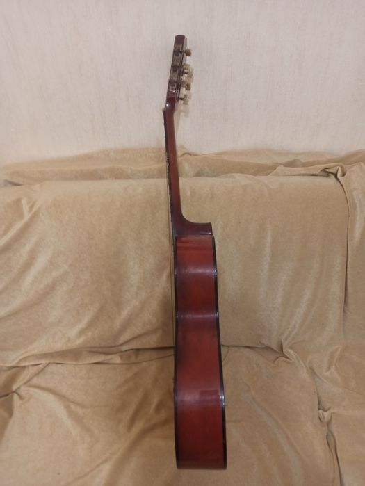 Гітара Stagg 6 струнна.