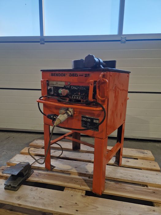 Giętarka Bendof BDB 25