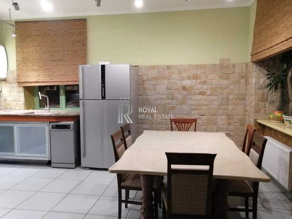 Оренда Будинок Конча-Заспа 520 м² 9 кімнат 21 сотка Вихід до Дніпра Сонячні панелі Басейн Лазня Причал Гараж
