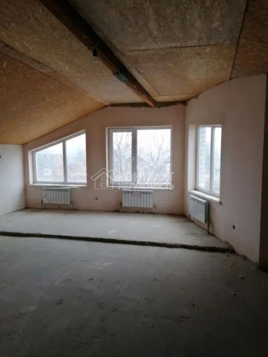 Продаж будинку 178м²  Індустриальний р-н