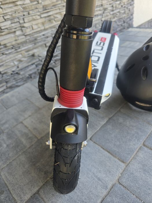 Hulajnoga elektryczna,  Motus 8.5 pro lite
