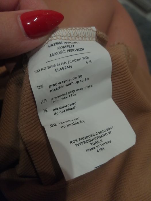 Top krótki odkryte ramiona długi rękaw