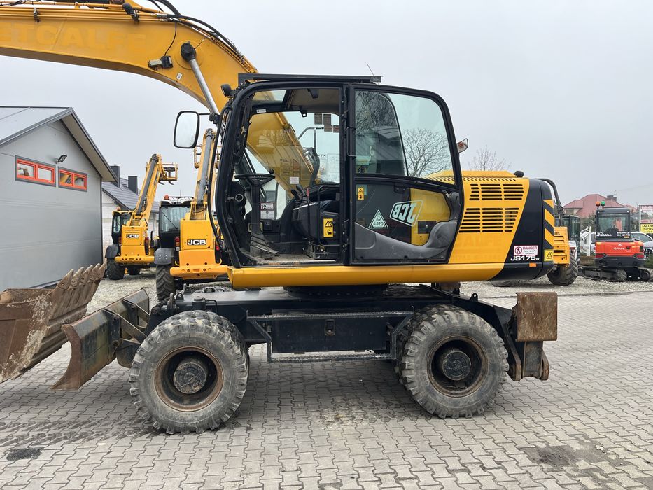 Wynajem Koparki kołowej  JCB JS 175W