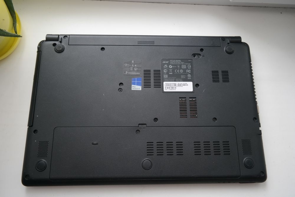 Acer  E1-570g/i3-3217u/GeForce 820m/ОЗУ-8/SSD-128/HDD-512/АКБ-3.5год