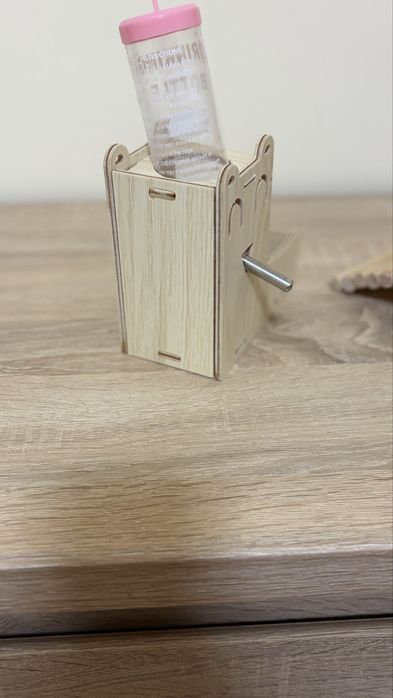 Годівничка дерево поільник для гризунів