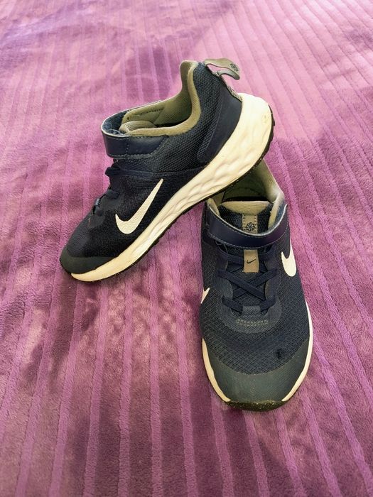Кросваки Найк Nike 33 skechers