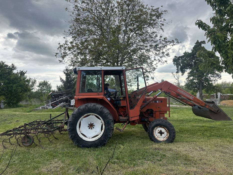 Продам    Трактор