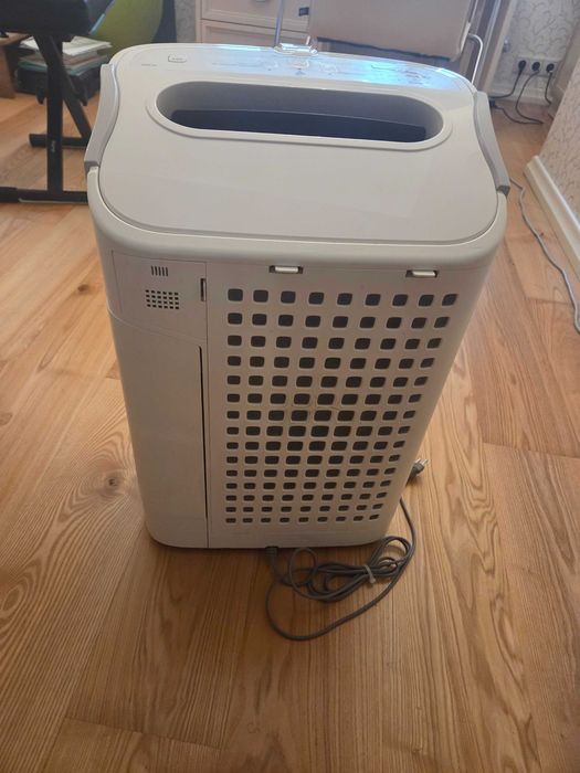 Очищувач-зволожувач повітря Sharp KC-850E