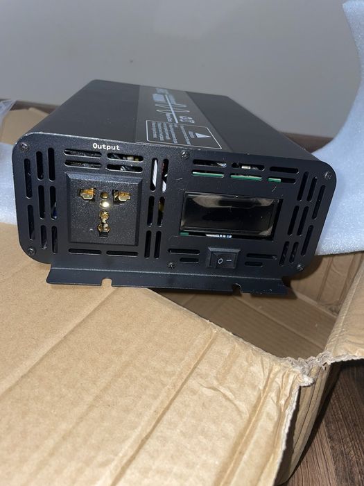 Інвертор HOULI 2500вт чистий синус