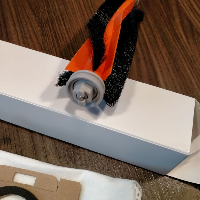 Xiaomi vacuum x20+ i inne części zestaw.