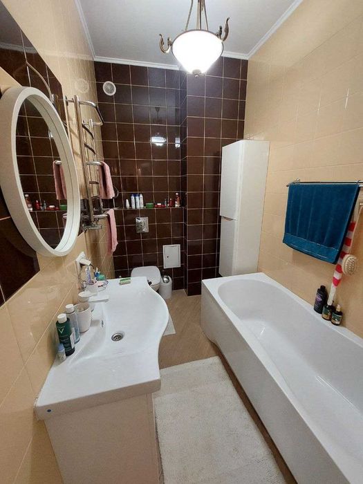 Продаж дворівневої квартири на вул. Конотопська 25 р-н Коновальця