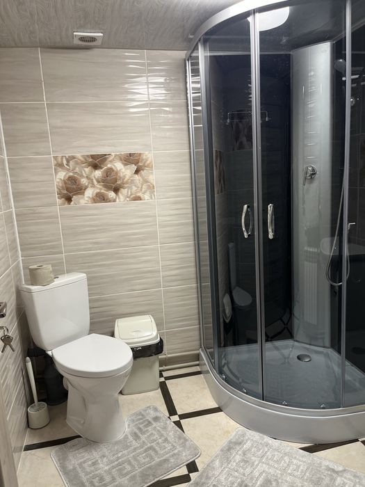 Котедж Hirska Vatra з Чаном  та літнім басейном