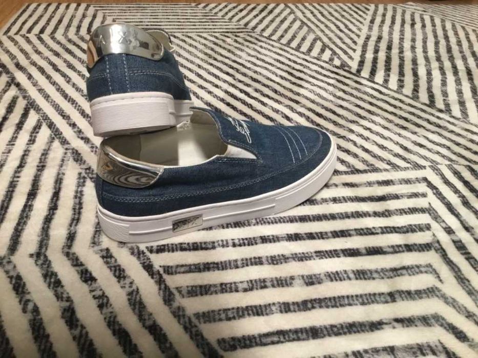 Sneakersy damskie Armani Exchange, rozm 39