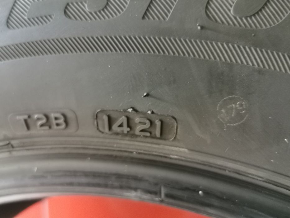 Opony zimowe 215/65R17 Bridgestone LM001 Q3 opona Świdnik