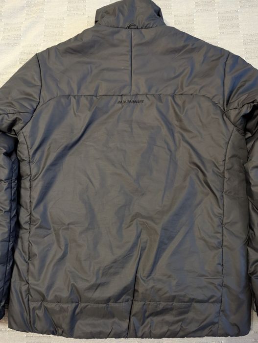 Демисезонная куртка (подложка) MAMMUT.    М