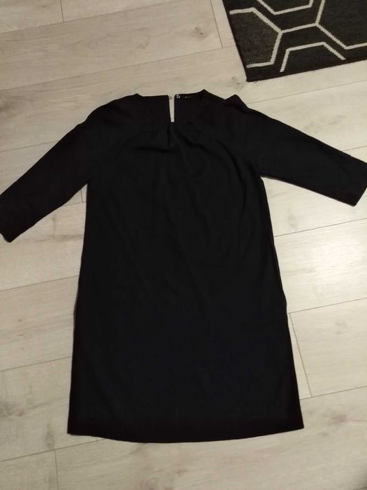Nowa sukienka " Massimo Dutti " r. 36