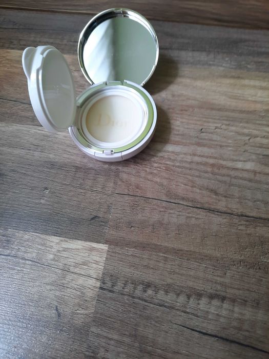 Pudełko Po Podkładzie Dior