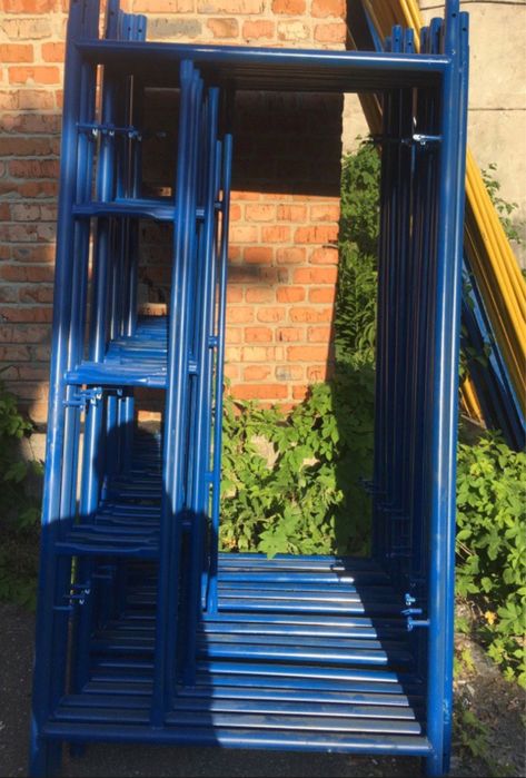 Секція будівельного риштування(строительный леса) риштовка на колесах